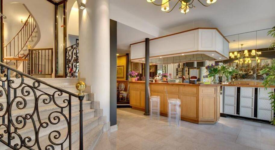 Grand Hotel Des Gobelins