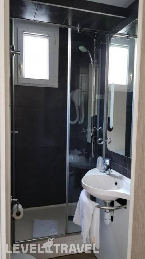 фотографии отеля D'Anjou Hotel в Франция(окрестности Парижа) - фото №7