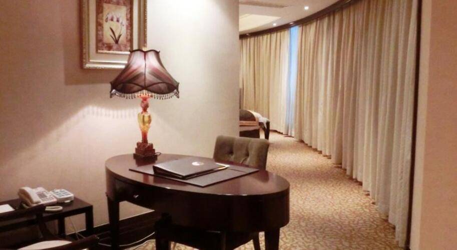 Royal Mediterranean Hotel