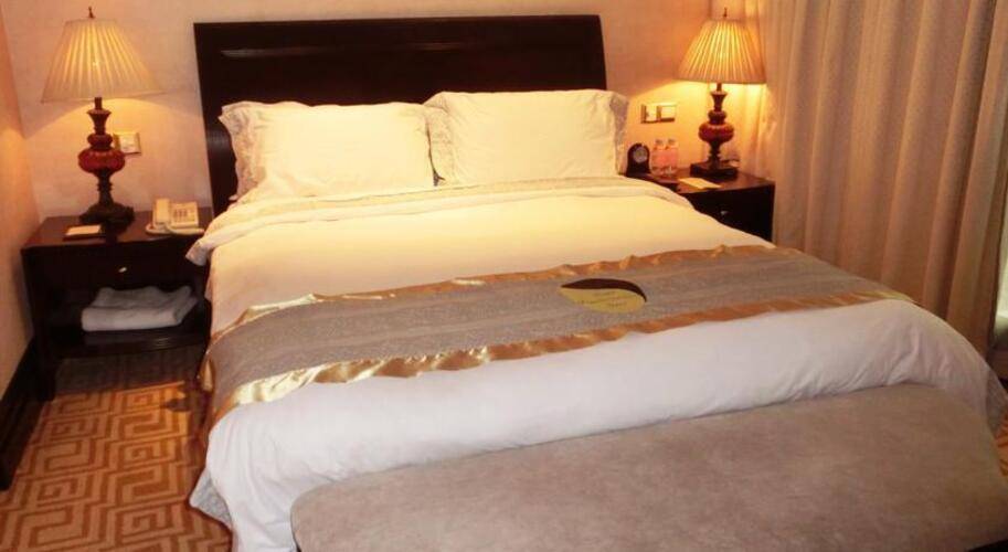 Royal Mediterranean Hotel