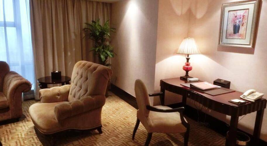Royal Mediterranean Hotel