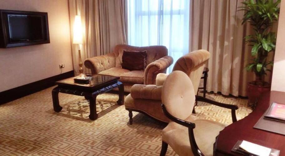 Royal Mediterranean Hotel