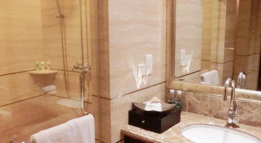 Royal Mediterranean Hotel