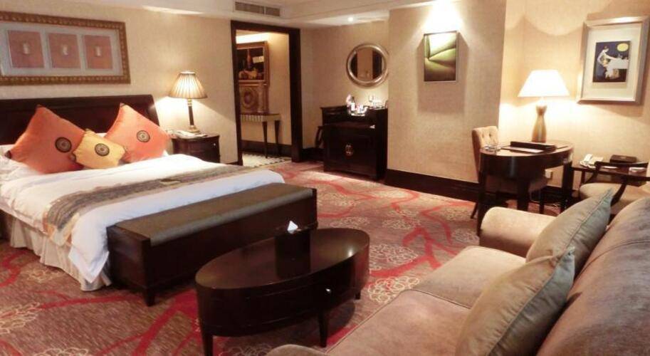 Royal Mediterranean Hotel