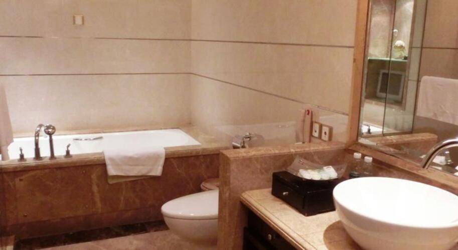 Royal Mediterranean Hotel