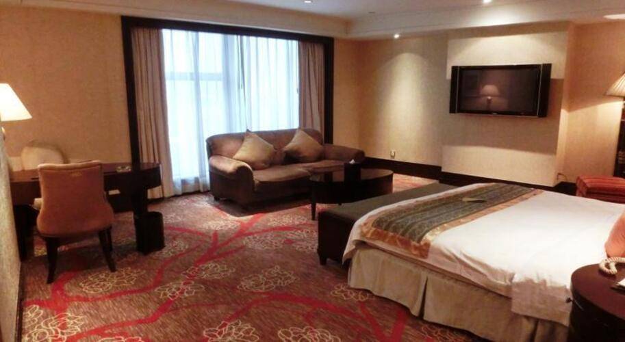 Royal Mediterranean Hotel