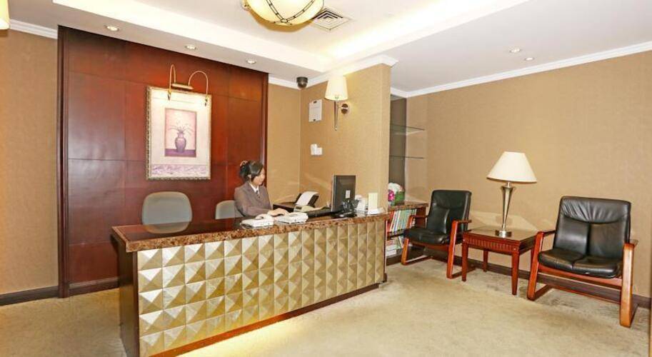 Grand Palace Hotel