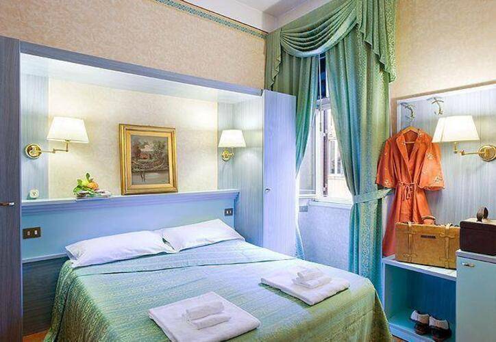 Zara Hotel