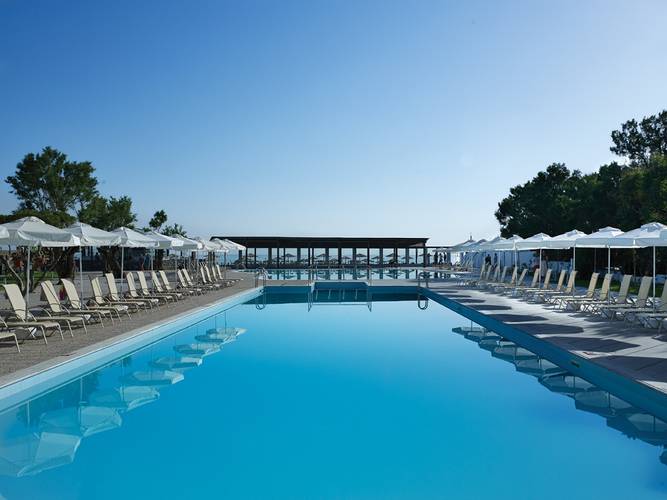 Atlantica Akti Zeus Hotel