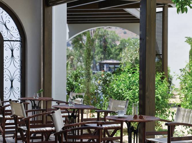 Atlantica Akti Zeus Hotel