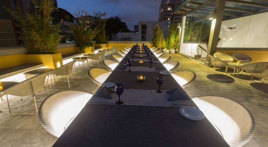 Colombo Courtyard Hotel