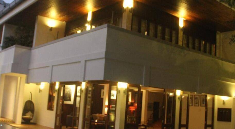 Colombo Courtyard Hotel