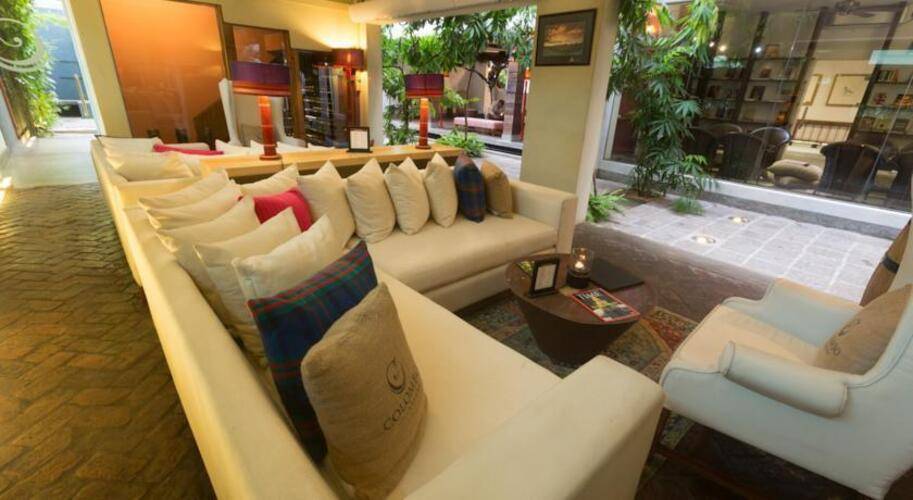 Colombo Courtyard Hotel