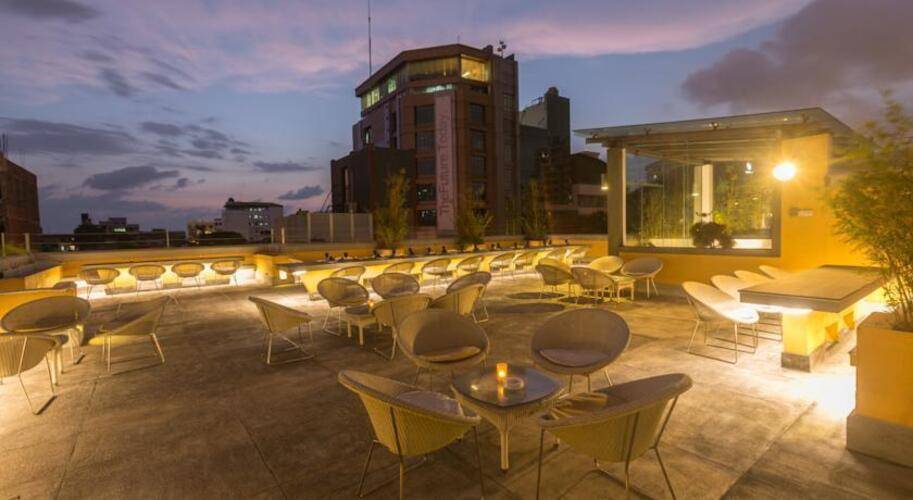 Colombo Courtyard Hotel