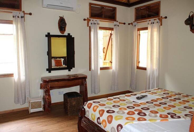 La Digue Holiday Villa