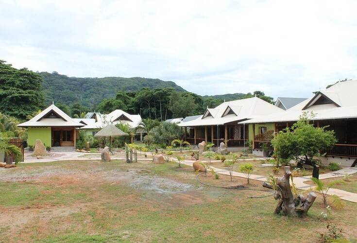 La Digue Holiday Villa