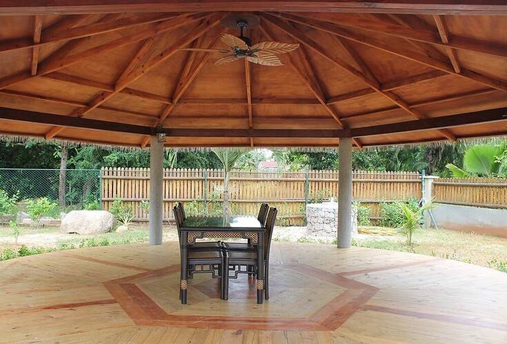 La Digue Holiday Villa