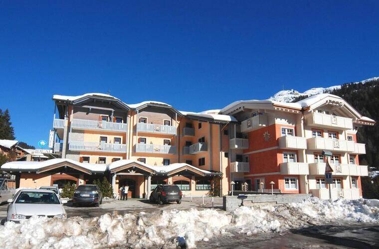 Ideal Hotel