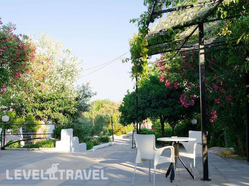 Фотография Gnest Hotel Apartments