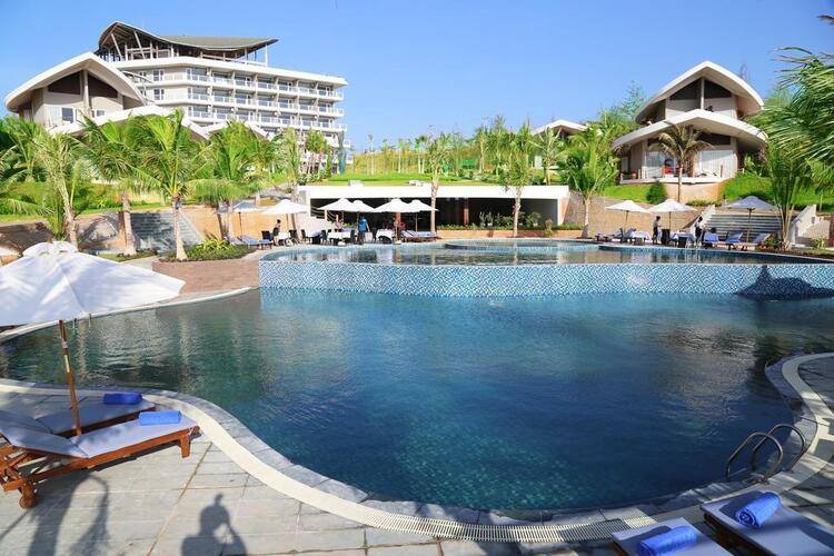 Sandunes Beach Resort