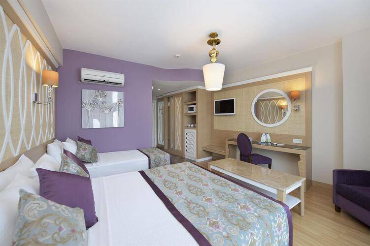 Quattro Family Club Dem Hotel Alanya