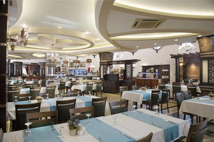 Quattro Family Club Dem Hotel Alanya