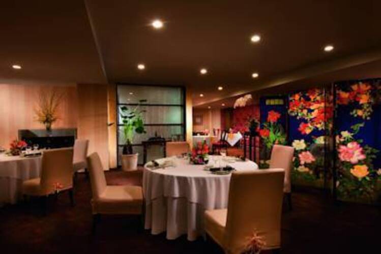Sunworld Dynasty Hotel