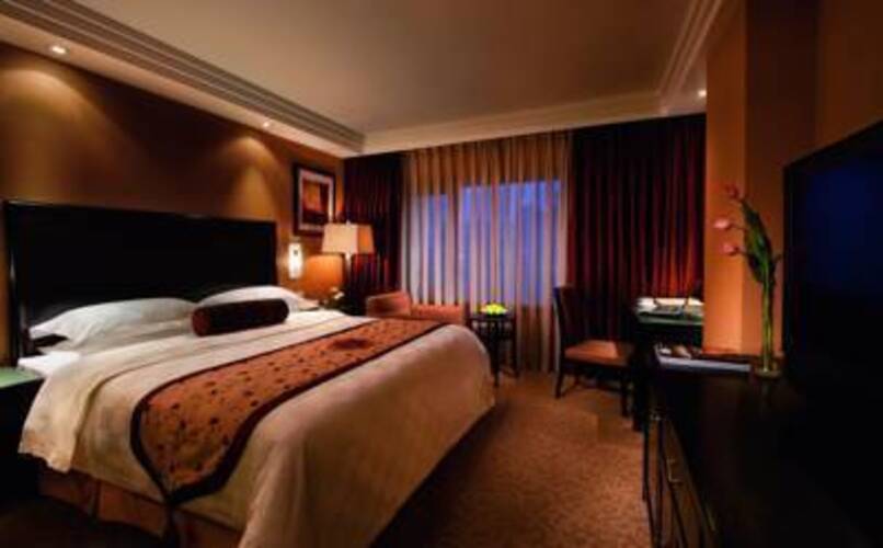 Sunworld Dynasty Hotel