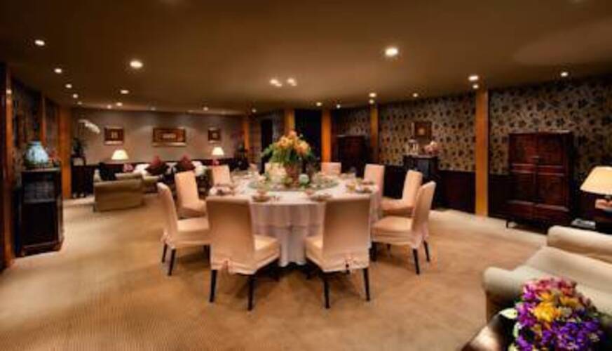 Sunworld Dynasty Hotel