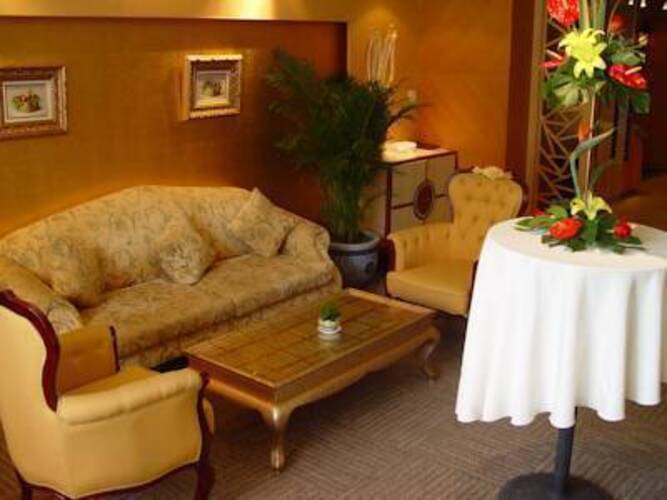 Oriental Garden Hotel