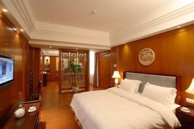 Oriental Garden Hotel