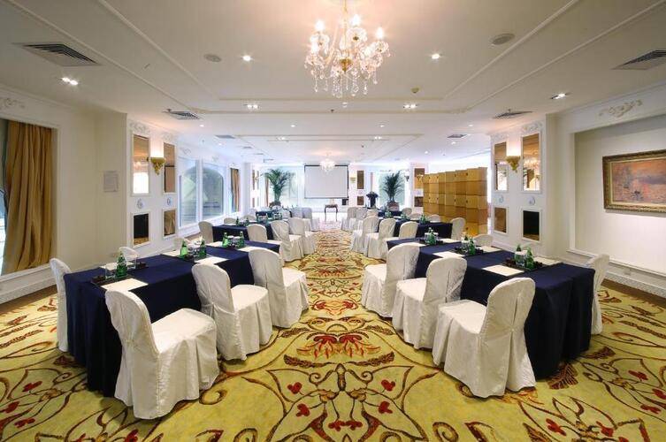 Legendale Hotel Beijing
