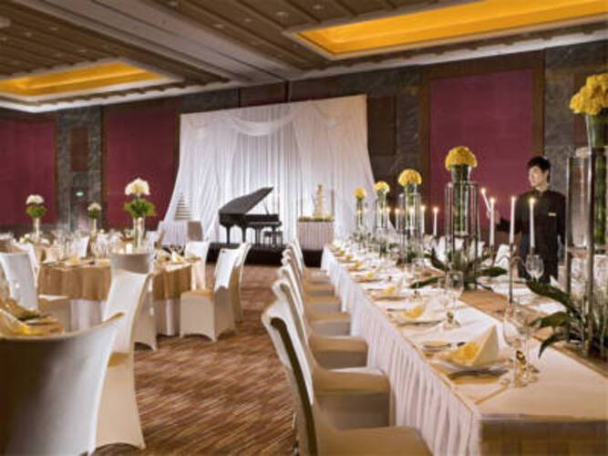 Grand Millennium Hotel