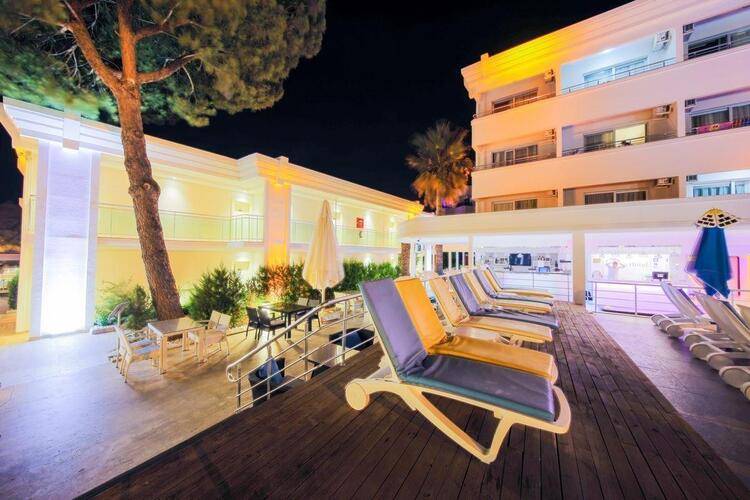 Banu Hotel