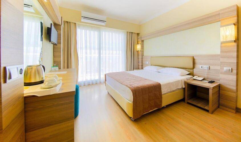 Banu Hotel
