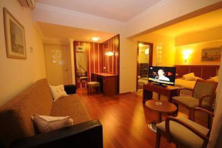 Diva Hotel