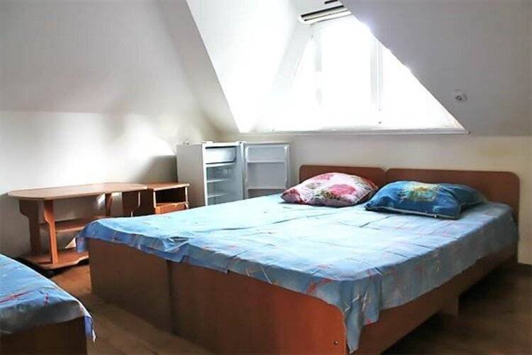 Гостиница Лебедь