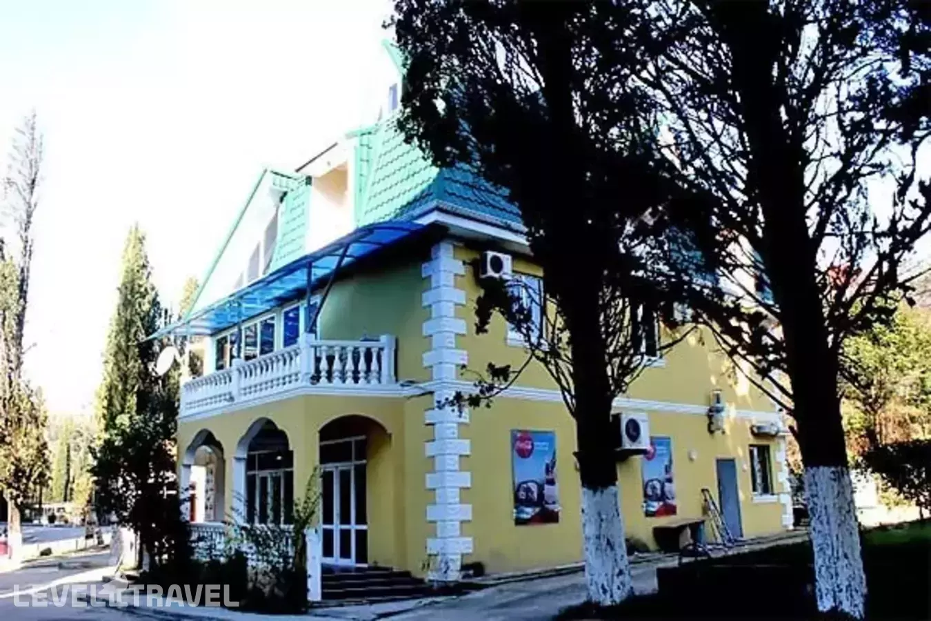 Гостиница Лебедь