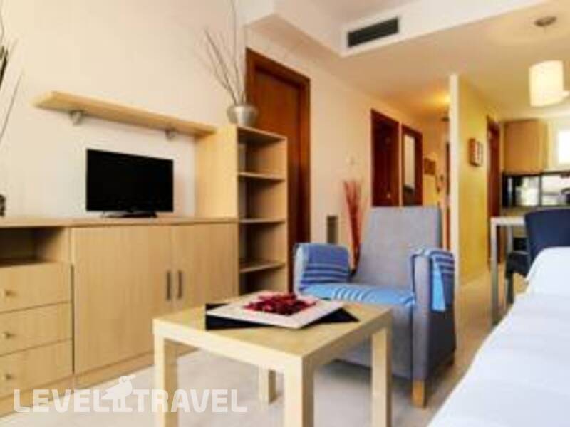 Фотография Apartamentos S'Abanell Central Park