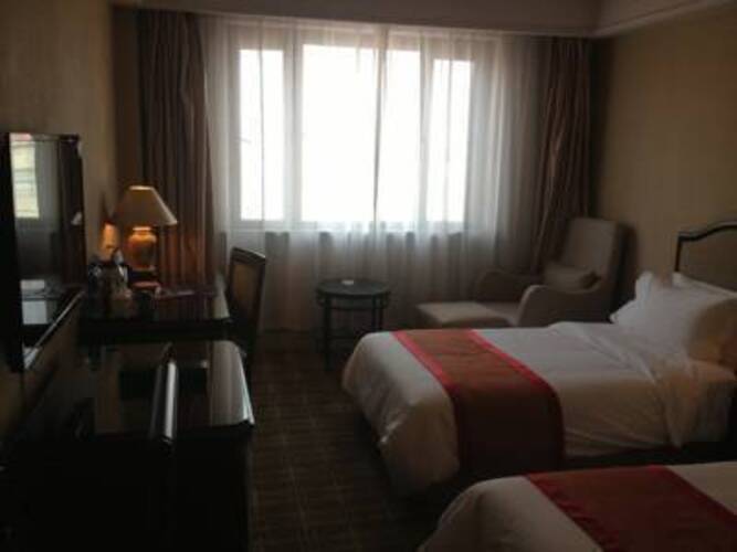 Days Hotel Frontier Pudong