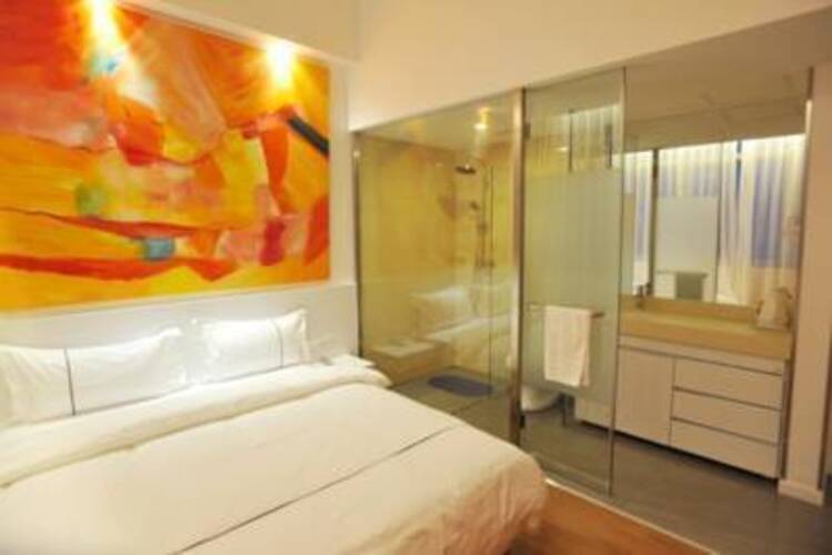 Spring Time Hotel