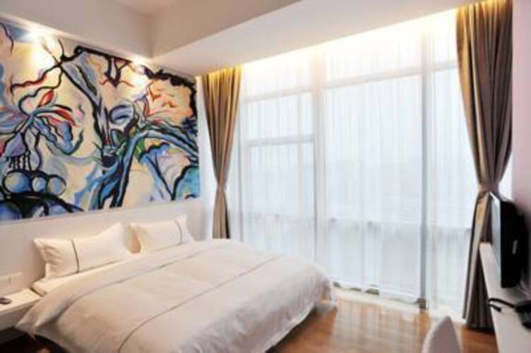 Spring Time Hotel