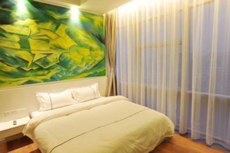 Spring Time Hotel