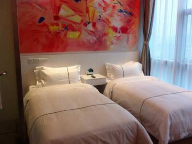 Spring Time Hotel