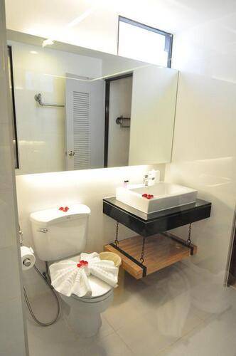 Forty Winks Phuket Hotel