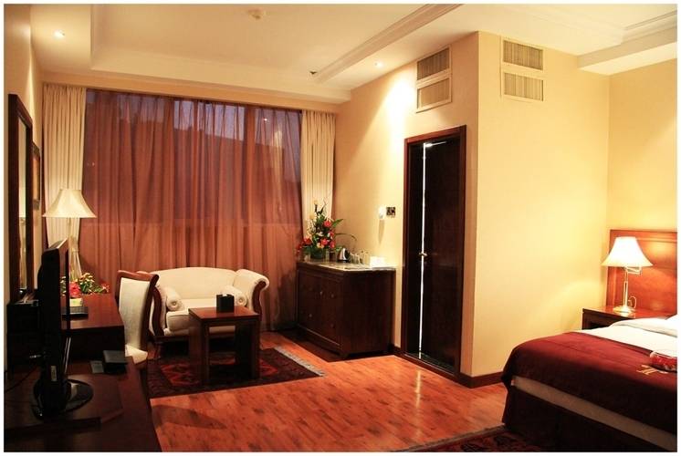 Trianon Hotel