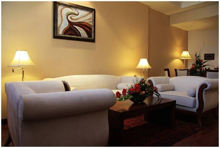Trianon Hotel