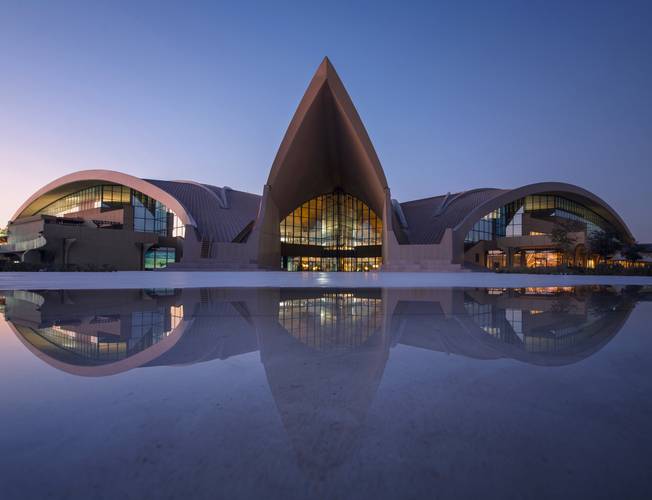 Erth Abu Dhabi (Ex.Armed Forces Officers Club & Hotel)