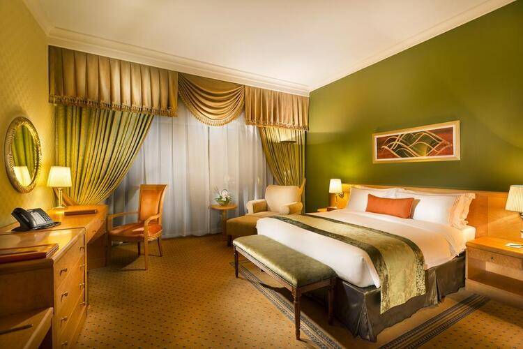 Erth Abu Dhabi (Ex.Armed Forces Officers Club & Hotel)