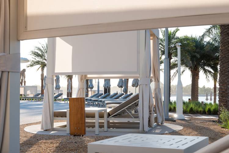 Erth Abu Dhabi (Ex.Armed Forces Officers Club & Hotel)